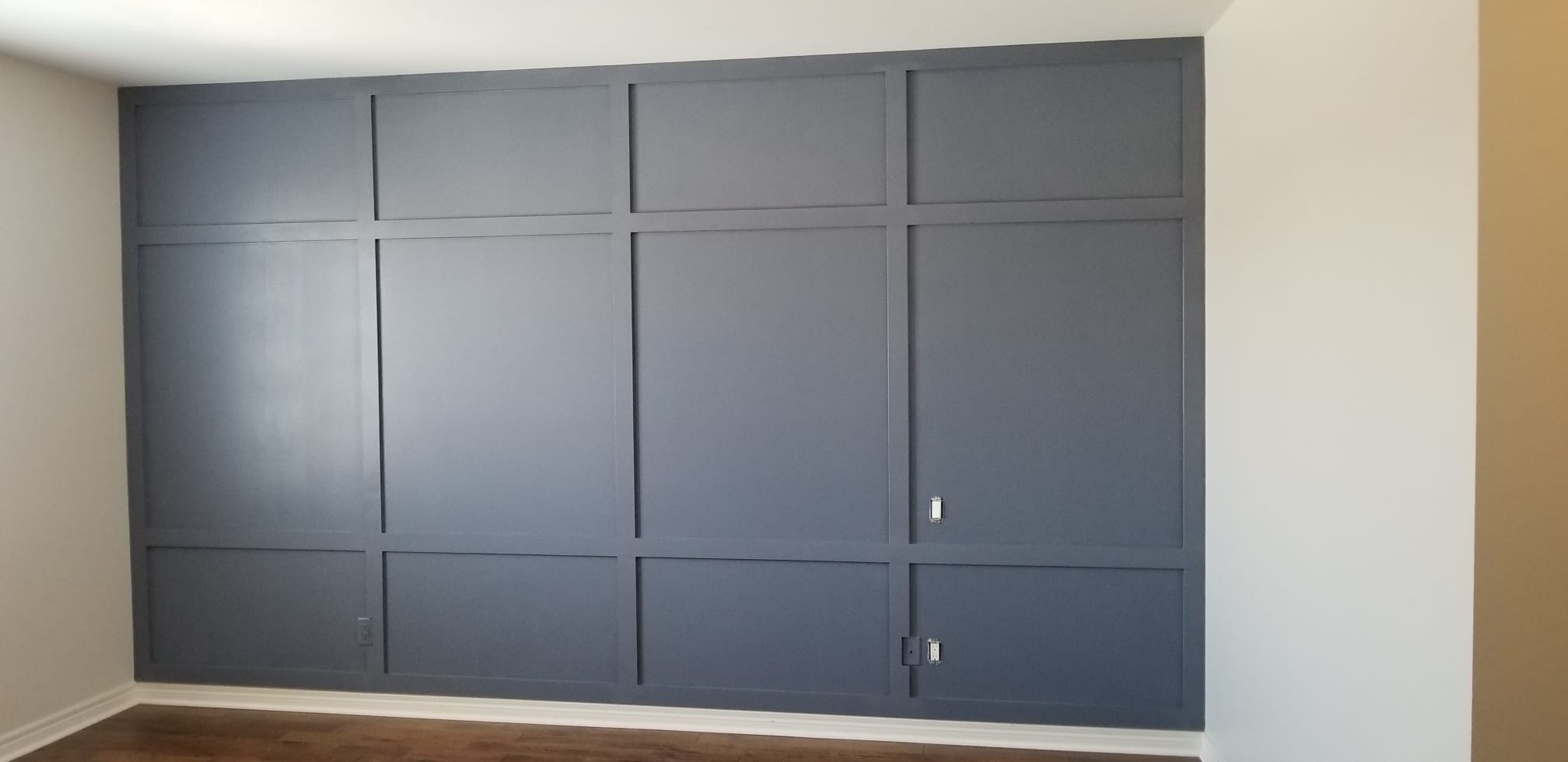 Delta Renovations Dining Room Accent Wall in Deep Blue